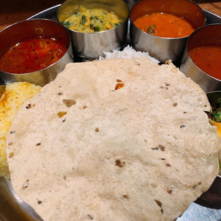 ランチミールス(エリックサウス八重洲店)