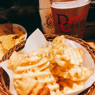 ワッフルフライドポテト(DevilCraft Hamamatsucho)