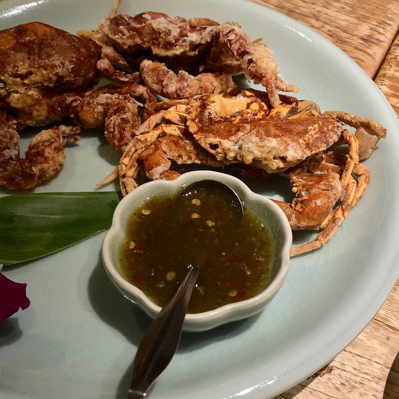 ソフトシェルクラブの唐揚げ(タヒチ )