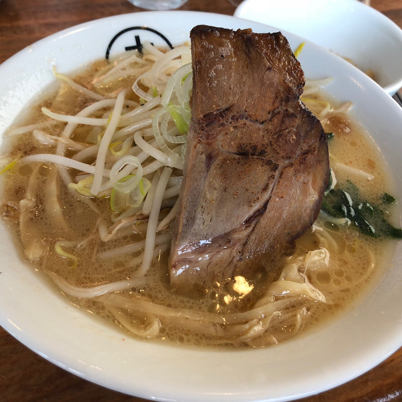 (十八製麺 （ジュッパチセイメン）)
