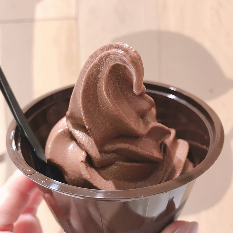 ベルギーチョコソフト カップM(MR.waffle 町田マルイ店)