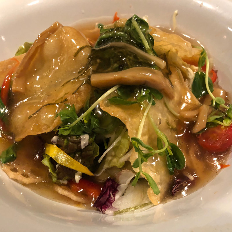 パリパリあんかけサラダ(もぐら酒場 アジイチバ)