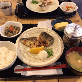 鯖の塩焼き(梅山鉄平食堂 )
