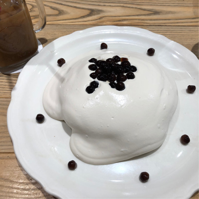 タピオカミルクティーパンケーキ(オリジナルパンケーキハウス 吉祥寺店 （The Original PANCAKE HOUSE）)