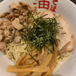 油そば 大盛 くず肉増し(春日亭 高田馬場店)