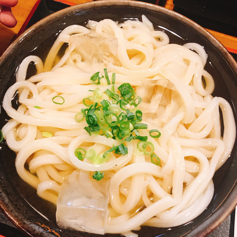 かけうどん(とも也 （ともや）)