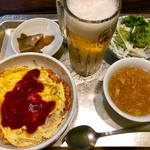 オムライス(餃子専科DINING LEE)