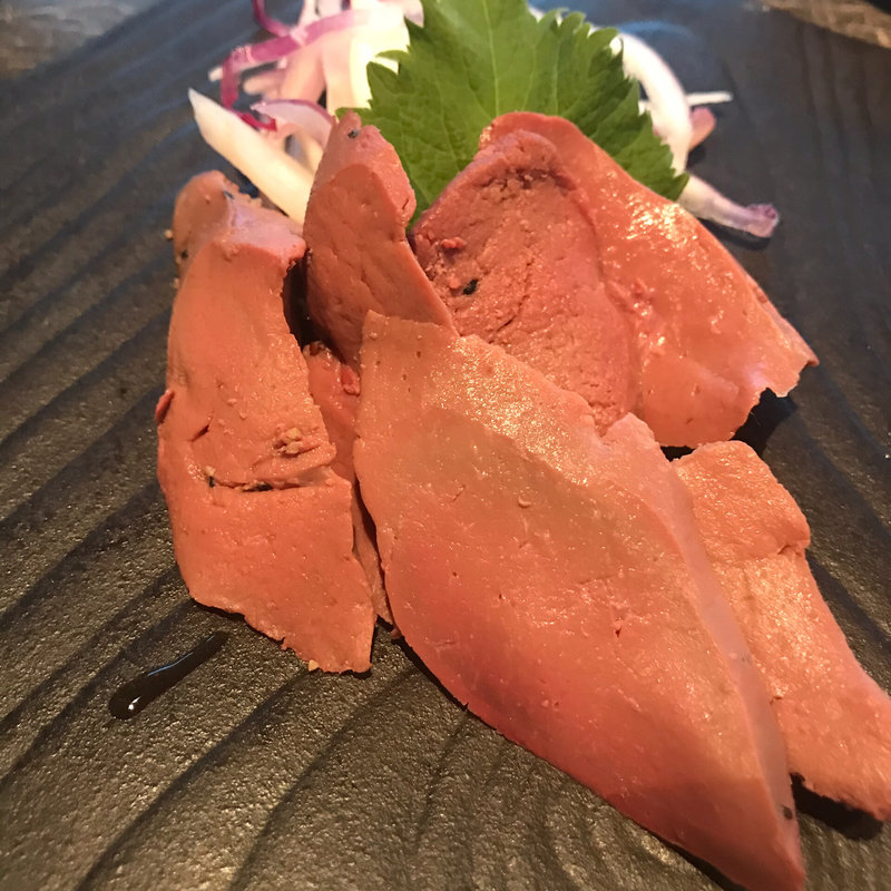 低温調理レバ刺し(土古里 上野バンブーガーデン店)