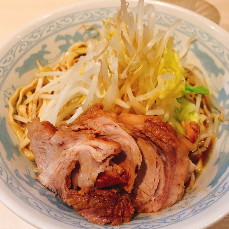 豚増しらーめん(陸 尾山台店 )