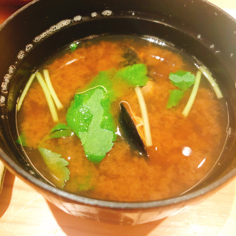 赤だしの味噌汁(鮨 大地 )