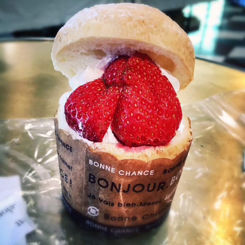 biquette serie(ストロベリー)(メロンパン専門店カシェット)