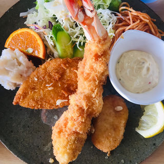 越路浜定食(越路浜食堂 )