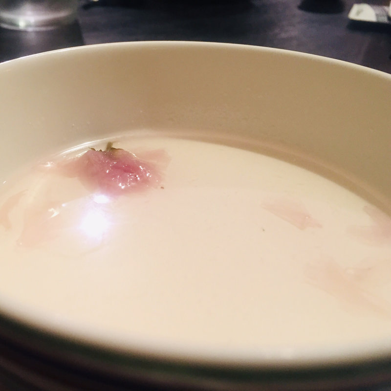 桜の杏仁豆腐(Creative Chinese Restaurant Saburo-Aoki)