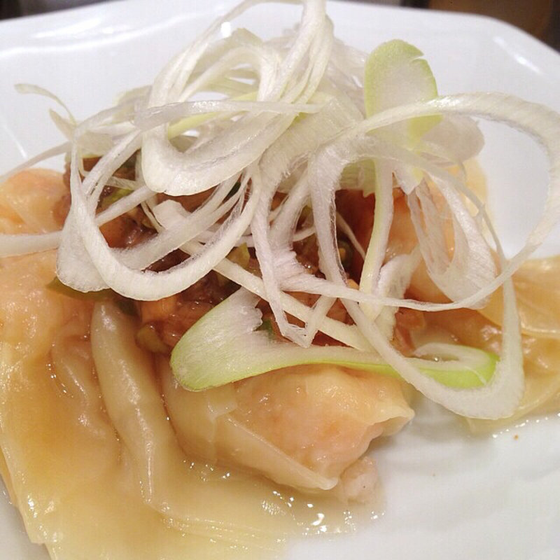 海老わんたん皿(江戸前煮干中華そば きみはん 五反田店)