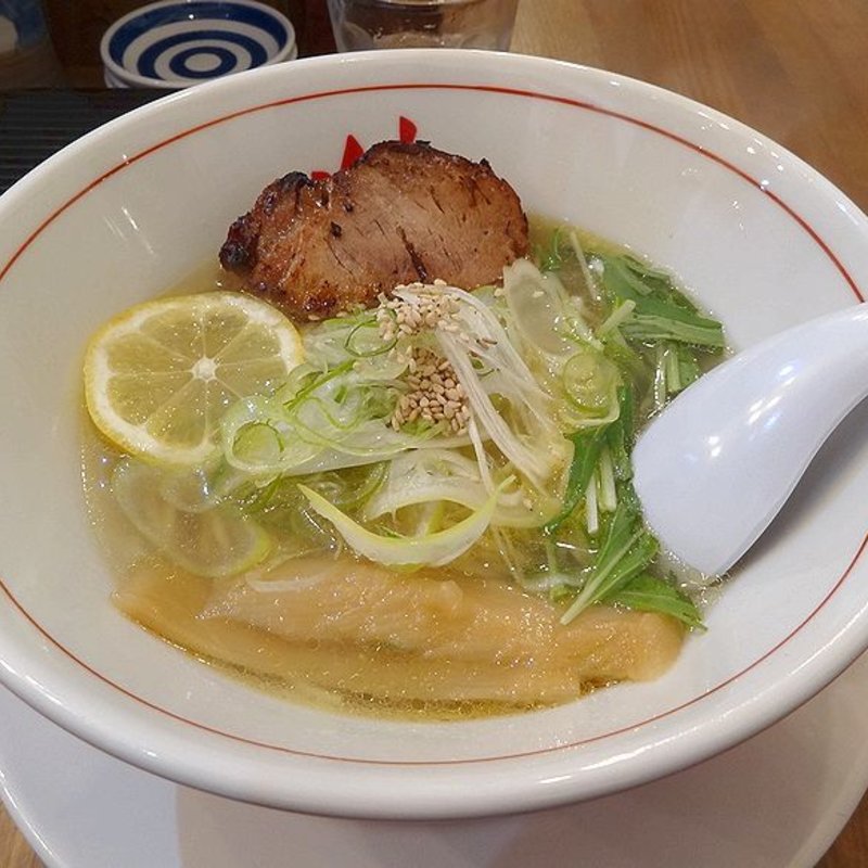 黄金の塩らーめん(麺や 藏人 大阪店)