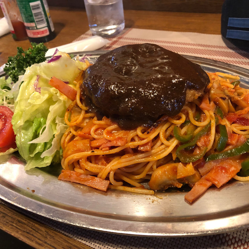 ナポリタンハンバーグプレート(昔ながらの洋食屋 鈴なり )