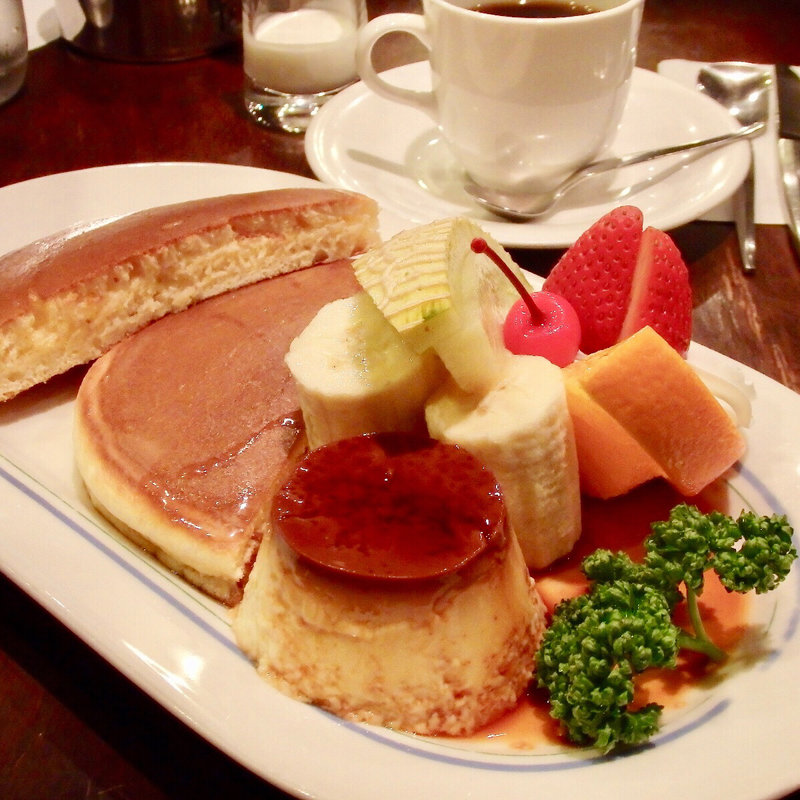 プリンホットケーキ(11月〜4月)(珈琲館 男爵)