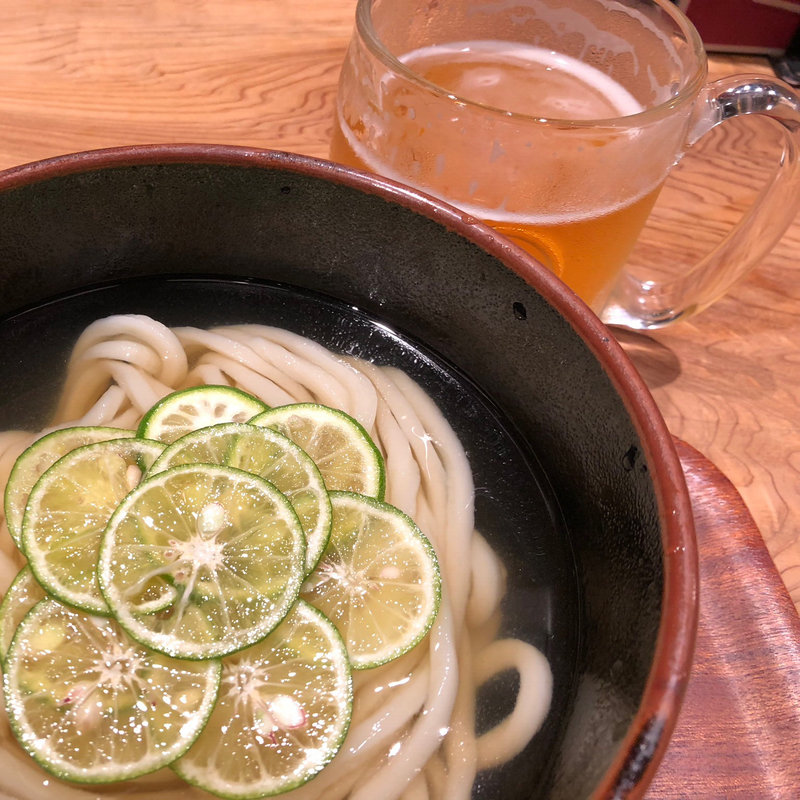 すだちうどん(二○加屋 長介)