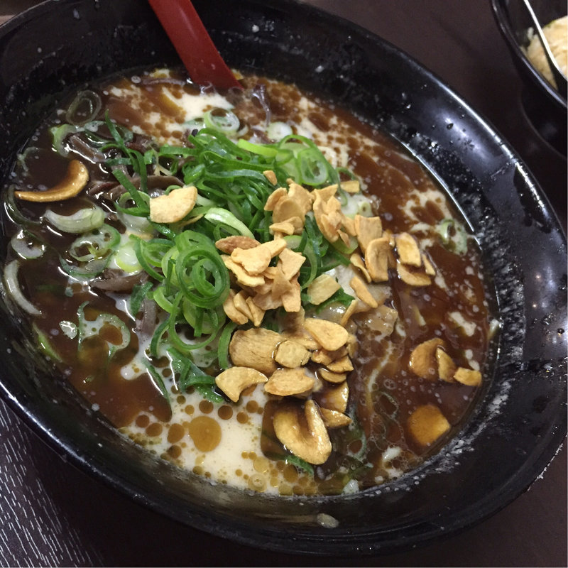 マー油とんこつ(白熊 津店 （しろくま）)