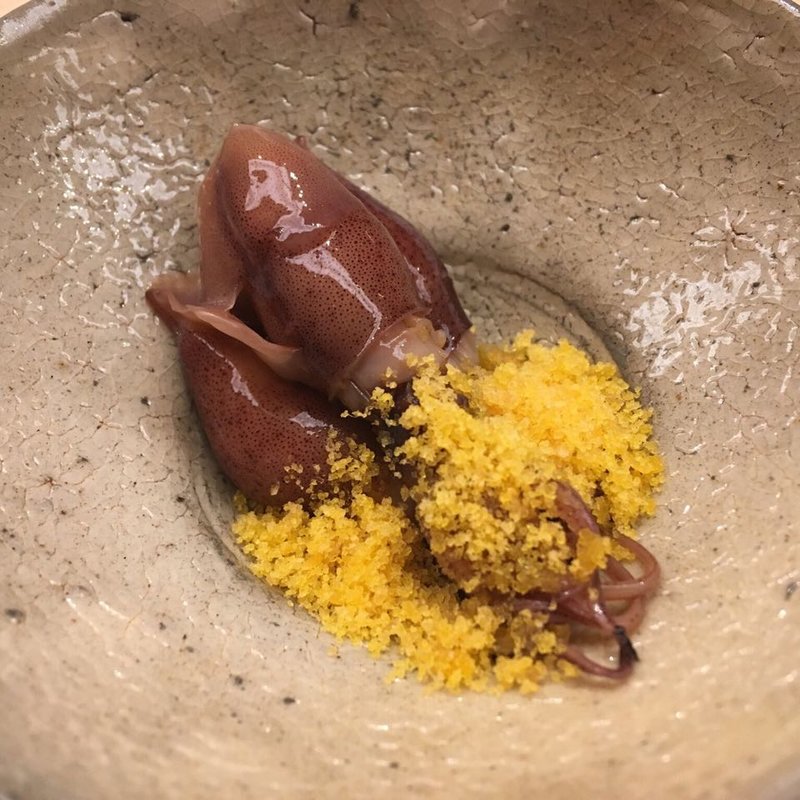 ホタルイカとカラスミ(鮨 きのした)