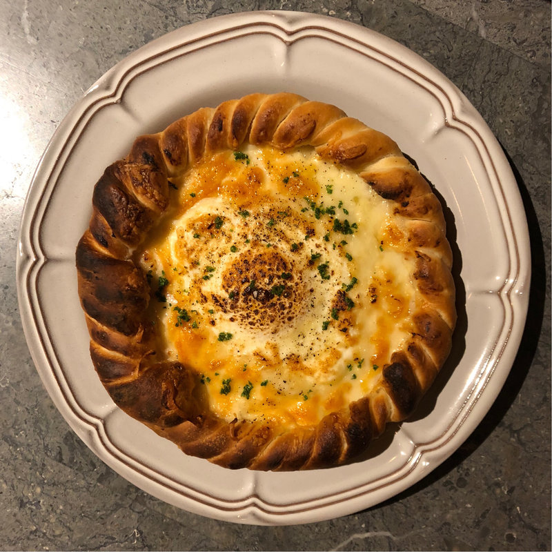 トリュフエッグシカゴ(自家醸造クラフトビール CRAFTMAN UMAMI（クラフトマン ウマミ）梅田茶屋町店)