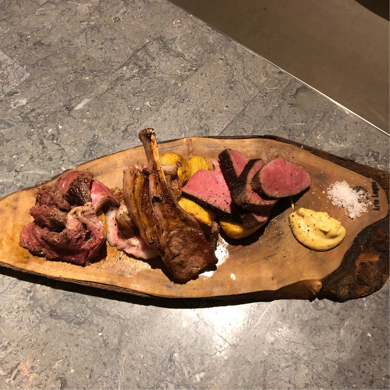 UMAMI焼き盛り合わせ(自家醸造クラフトビール CRAFTMAN UMAMI（クラフトマン ウマミ）梅田茶屋町店)