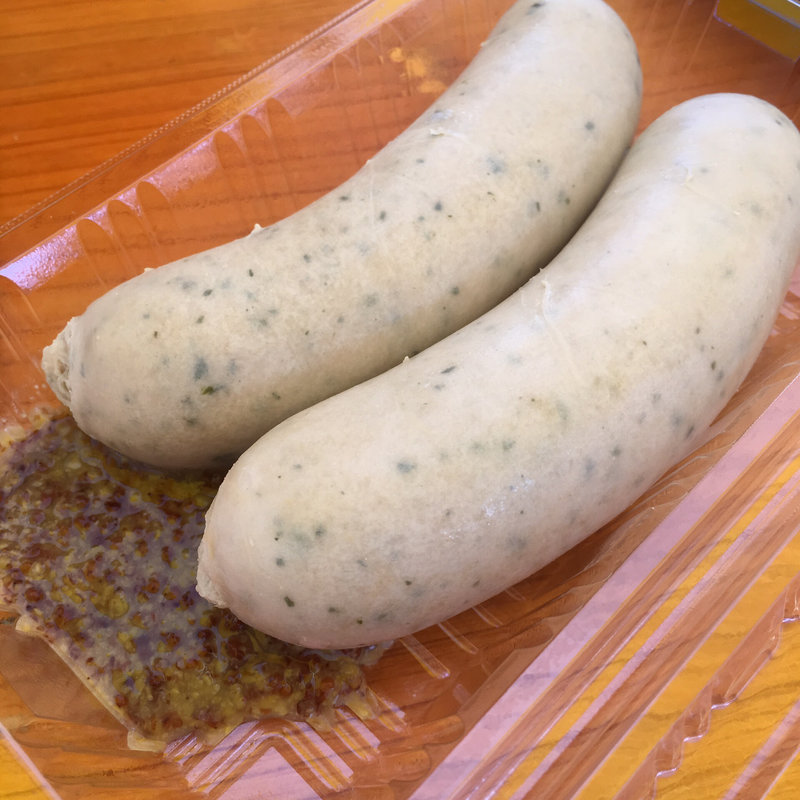 子牛の白ソーセージ(2本)(GASTROPUB ALES)