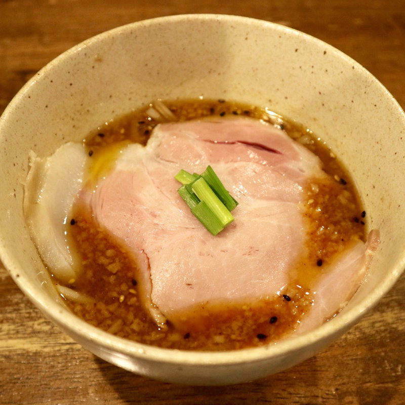 昆布水の味噌つけ麺(味噌らーめん専門店 柿田川 ひばり)