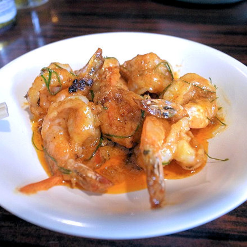 エビのレッドカレー炒め(ピラブカウ)