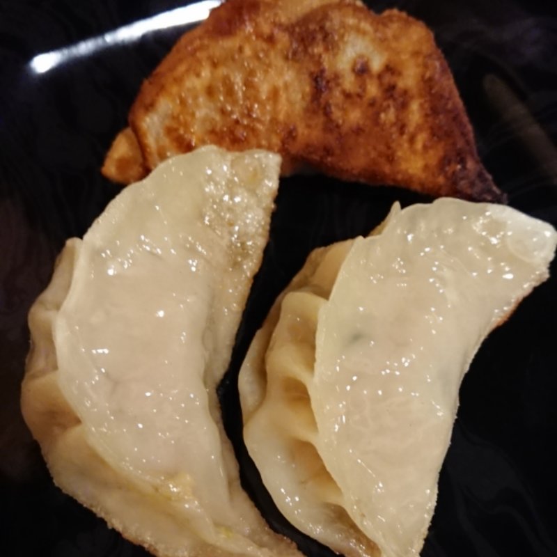 鍋貼－焼き餃子(3ケ)(厨酒房ぱんどら)