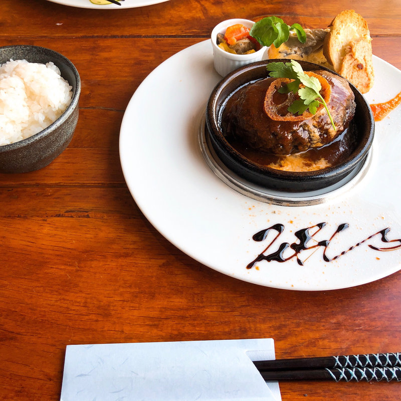 ハンバーグセット(ZORO （ゾロ）)