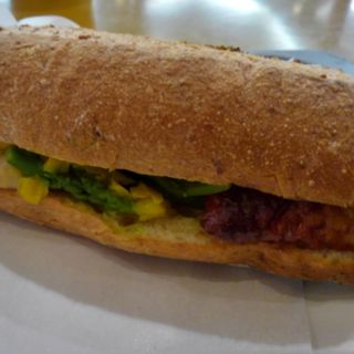 春野菜とチキンのサンドイッチ(スターバックスコーヒー 幕張ＷＢＧ店)