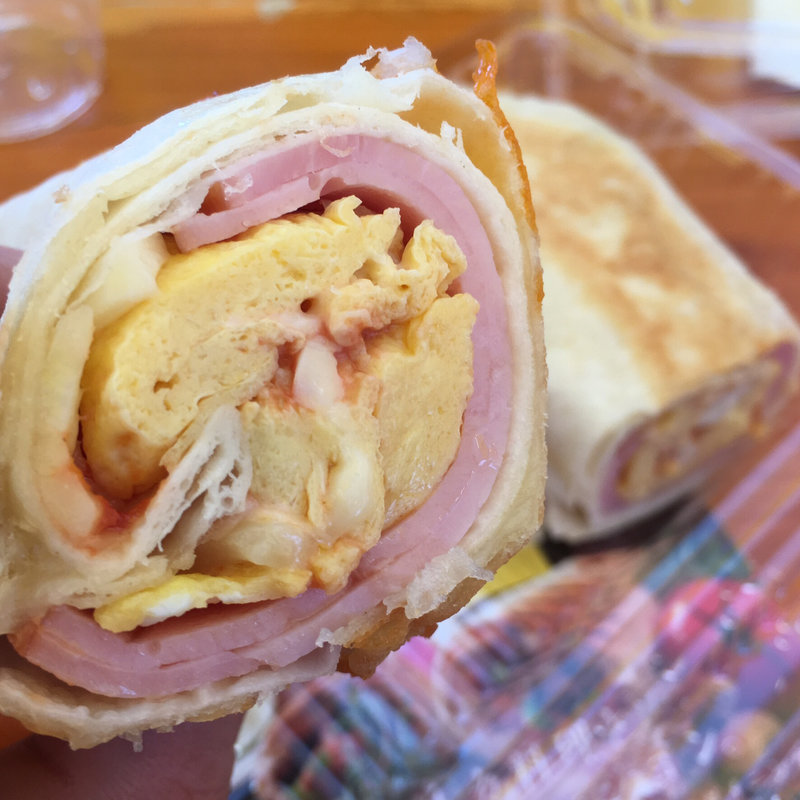 ブリトー タマゴ&ハム(Ashok Sri Lankan Restaurant)