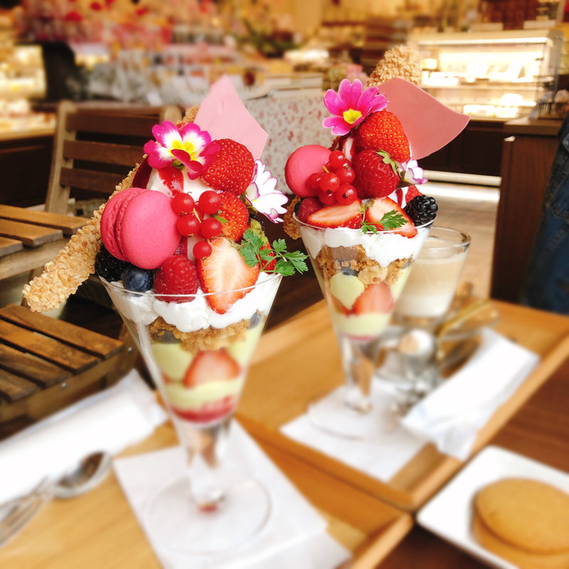 パルフェ フリュイルージュ(パティスリー ラヴィアンレーヴ)