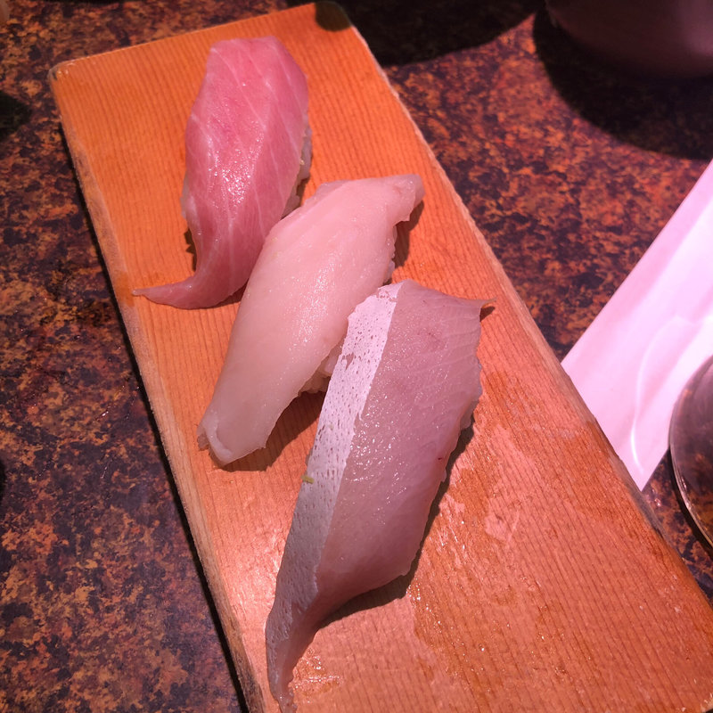 トロ3種盛り(寿司の磯丸　仲見世店)