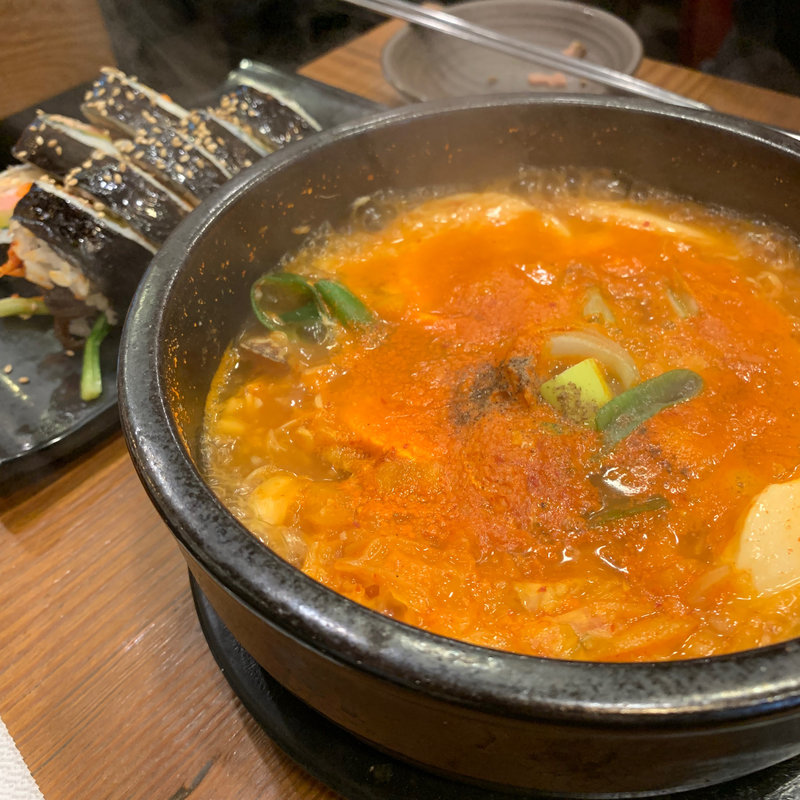 スンドゥブチゲ(浪漫キンパ)