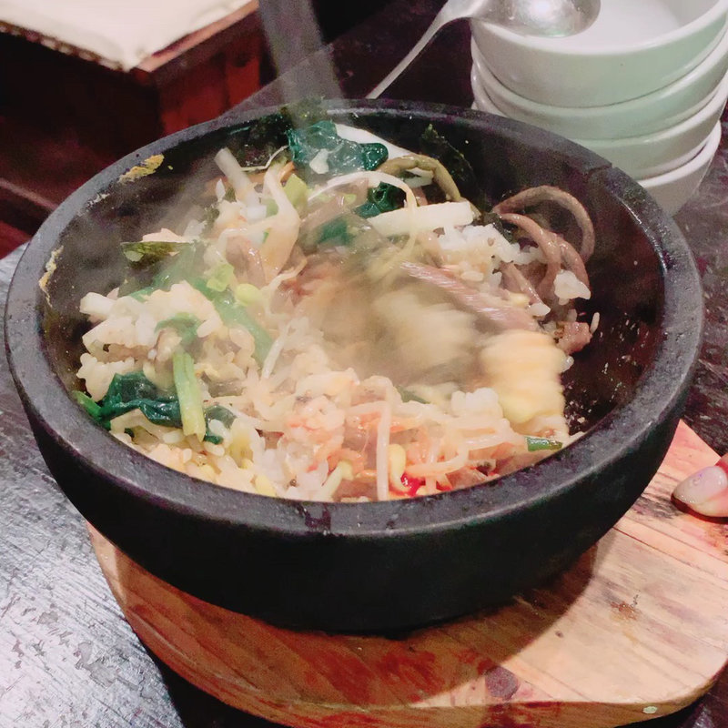 石焼ビビンパ(ピビ)