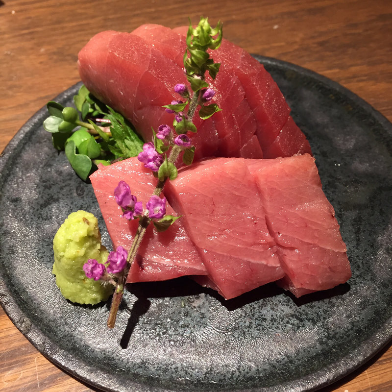 本マグロ造り(ぽんしゅや三徳六味)