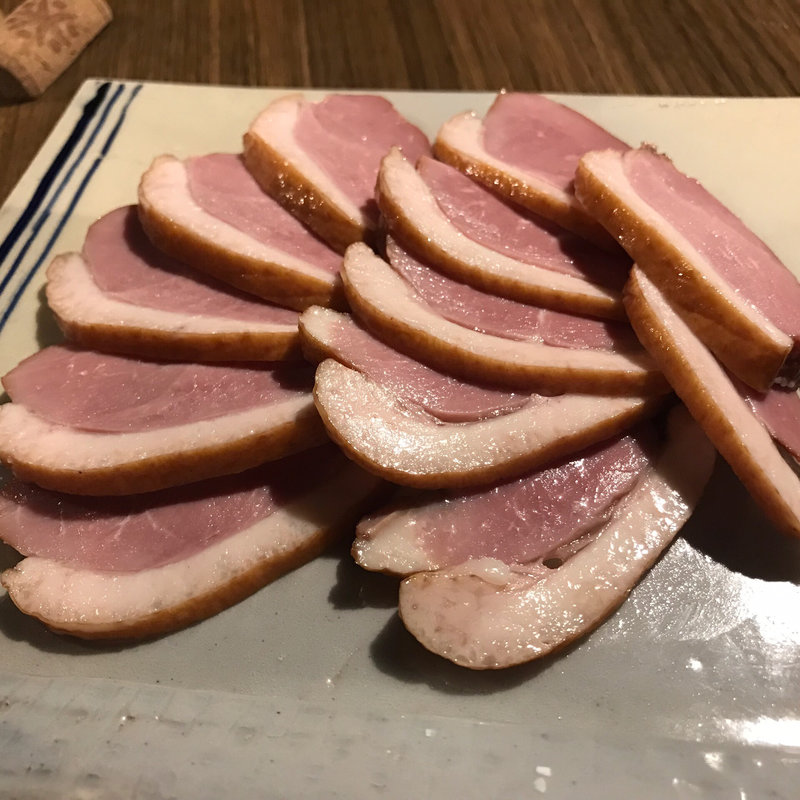 紅茶カモの炙り(ワインショップSORA)