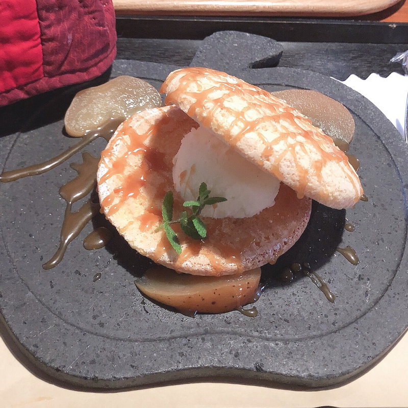 (茶菓房 林檎の樹 南小国町店 （チャカボウ リンゴノキ）)