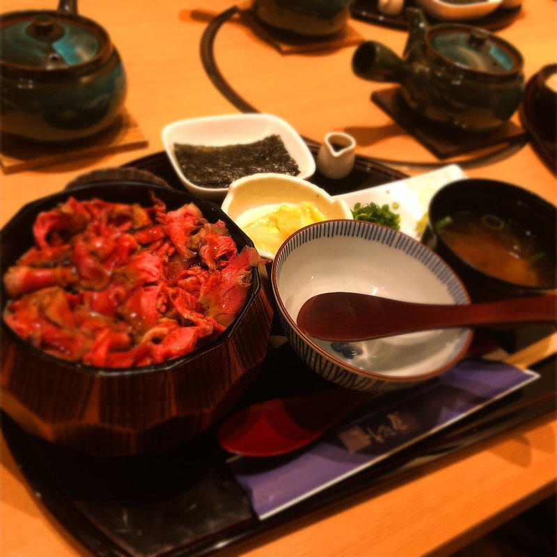 ローストビーフひつまぶし御膳(ローストビーフたわら屋)