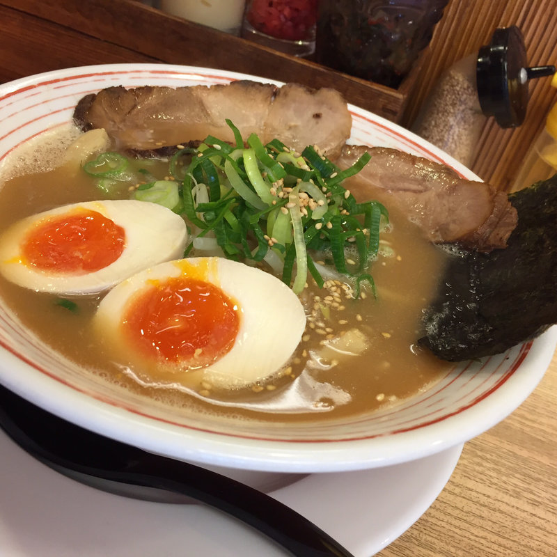 元町ラーメン(らーめん　元町軒 サンプラザ店 )