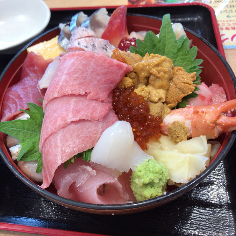特選女川丼(おかせい)