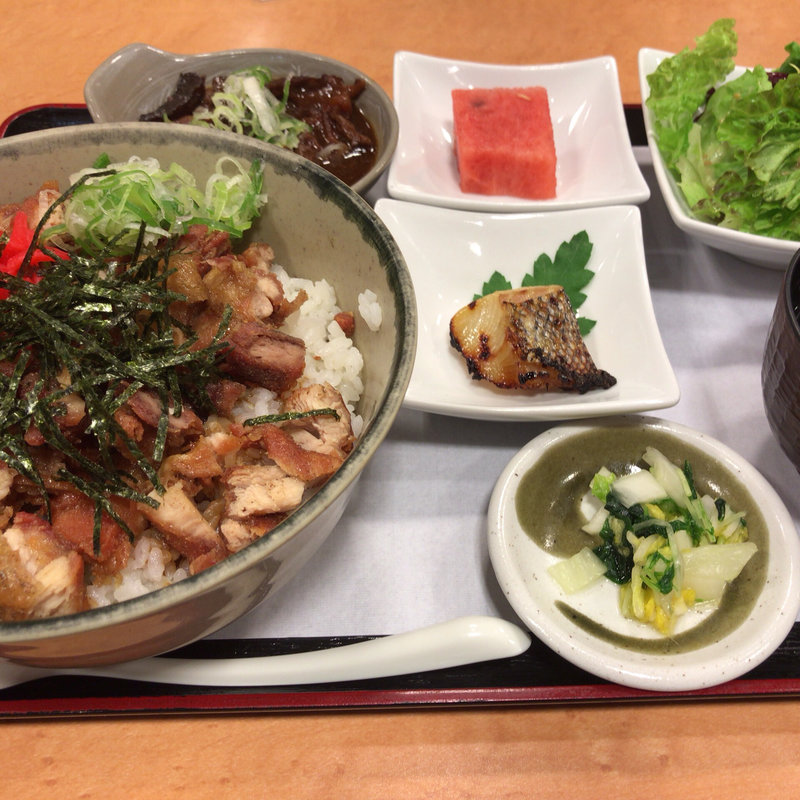 風来坊丼セット(風来坊 エスカ店)