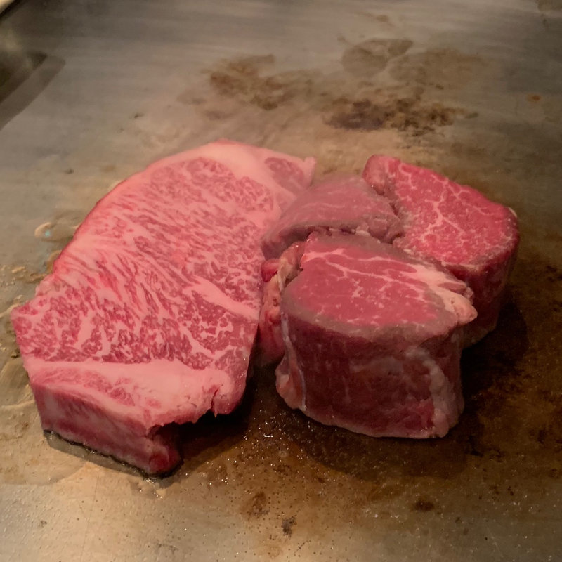 サーロイン＆ヒレ(鉄板焼き 濱 新宿本店)