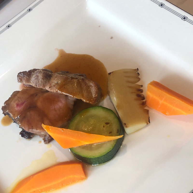 阿波美豚(農園直営 旬感ダイニング アクリエ （農園直営 旬感ダイニング aqulier）)