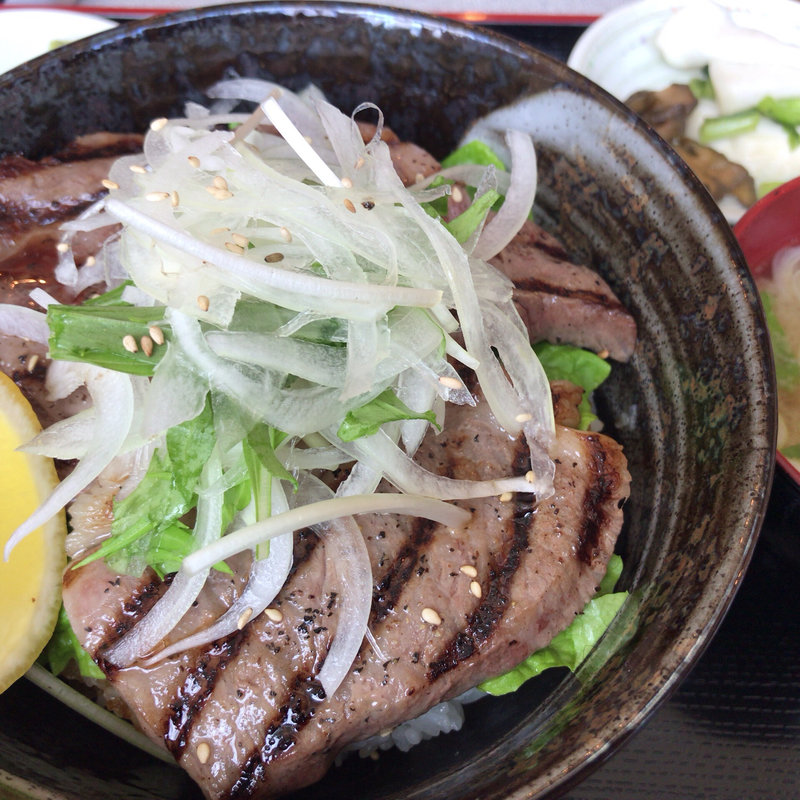 山形牛ステーキ丼(山形牛ステーキ＆焼肉 かかし 駅前店 )