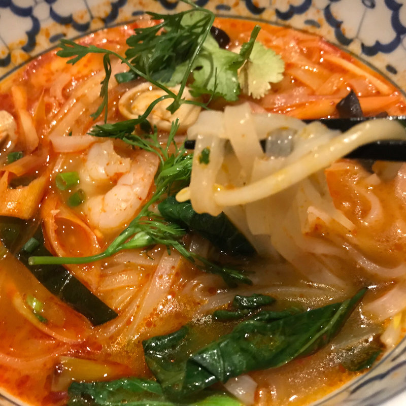 トムヤムクン麺(タイ屋台居酒屋ガムランディー)