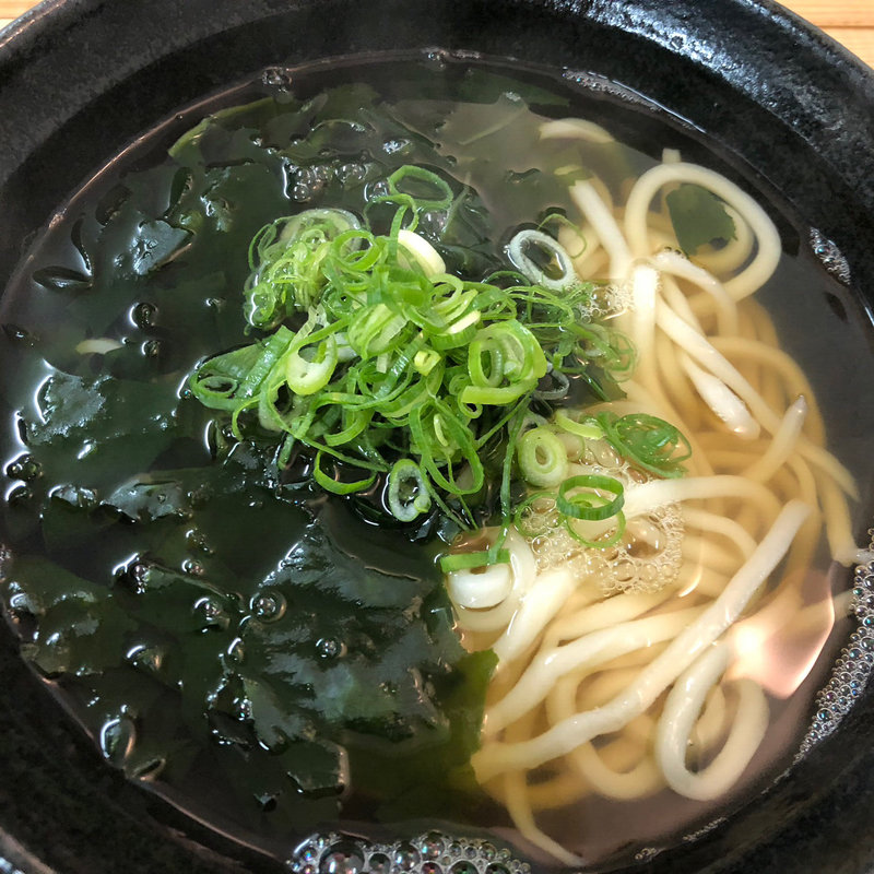 わかめうどん(長住うどん)