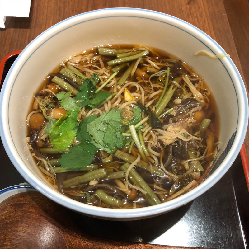 山菜蕎麦(蕎麦処 甲州屋)